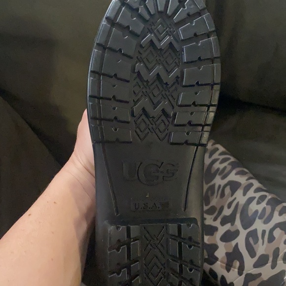 Ugg cheetah print rain boots - Picture 5 of 7